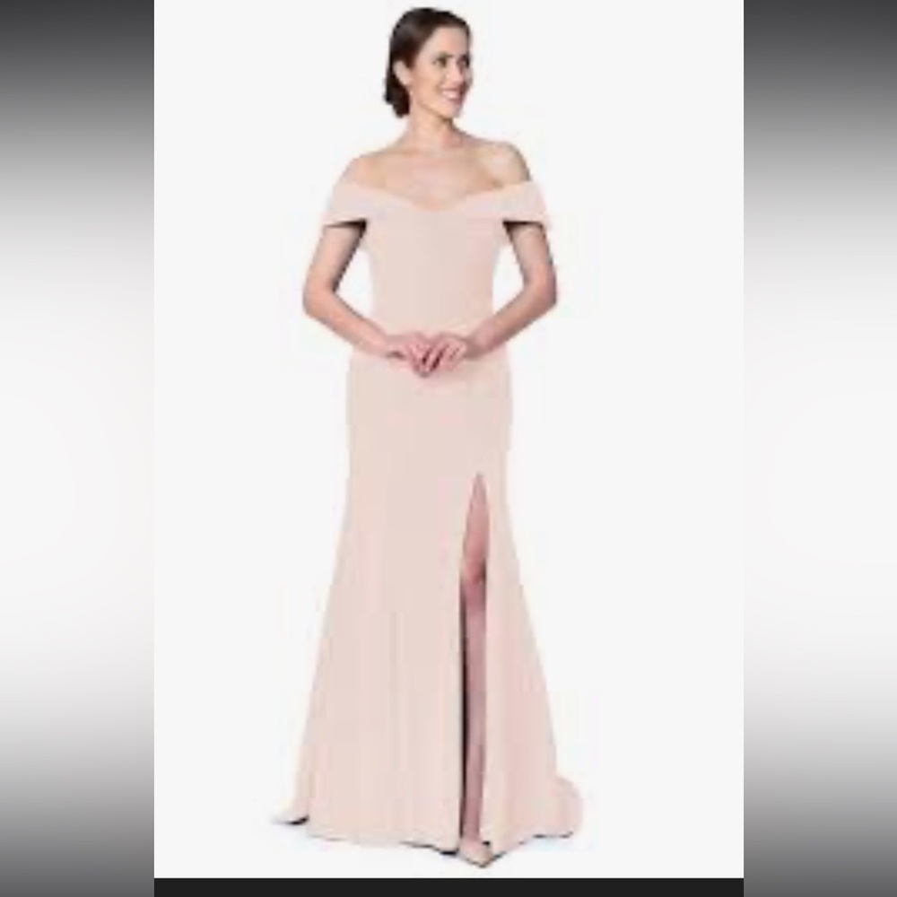 Bridesmaid dresses. Size 6 and 8. Stretch crepe material
